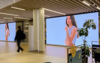 DOOH branding zone
